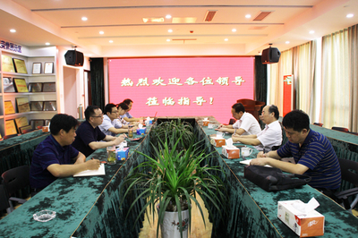 邗江區(qū)糧食局姚正根局長(zhǎng)一行蒞臨公司考察指導(dǎo)，共謀糧食市場(chǎng)管理服務(wù)新發(fā)展